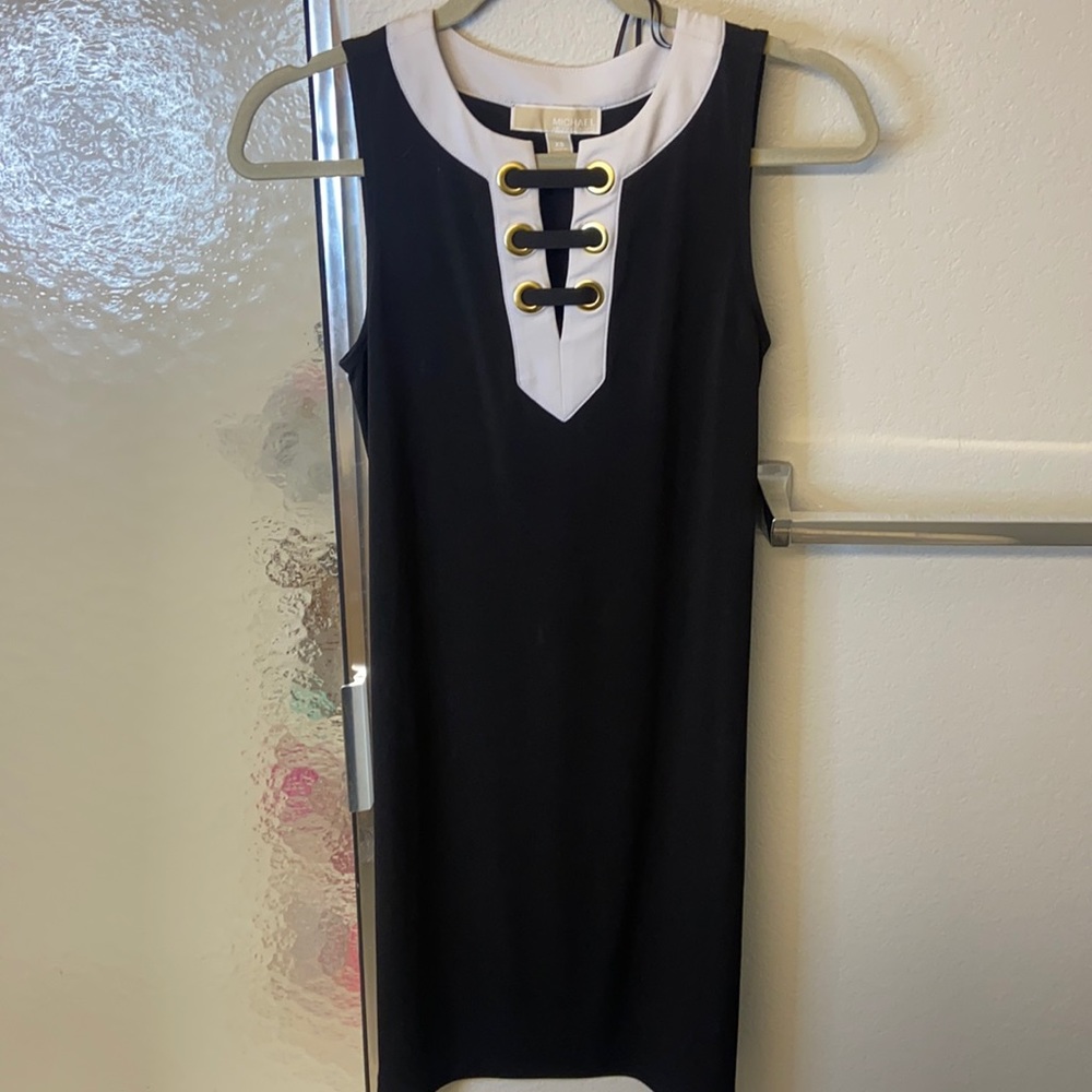 Micheal Kors business dress size XS could fit S/M